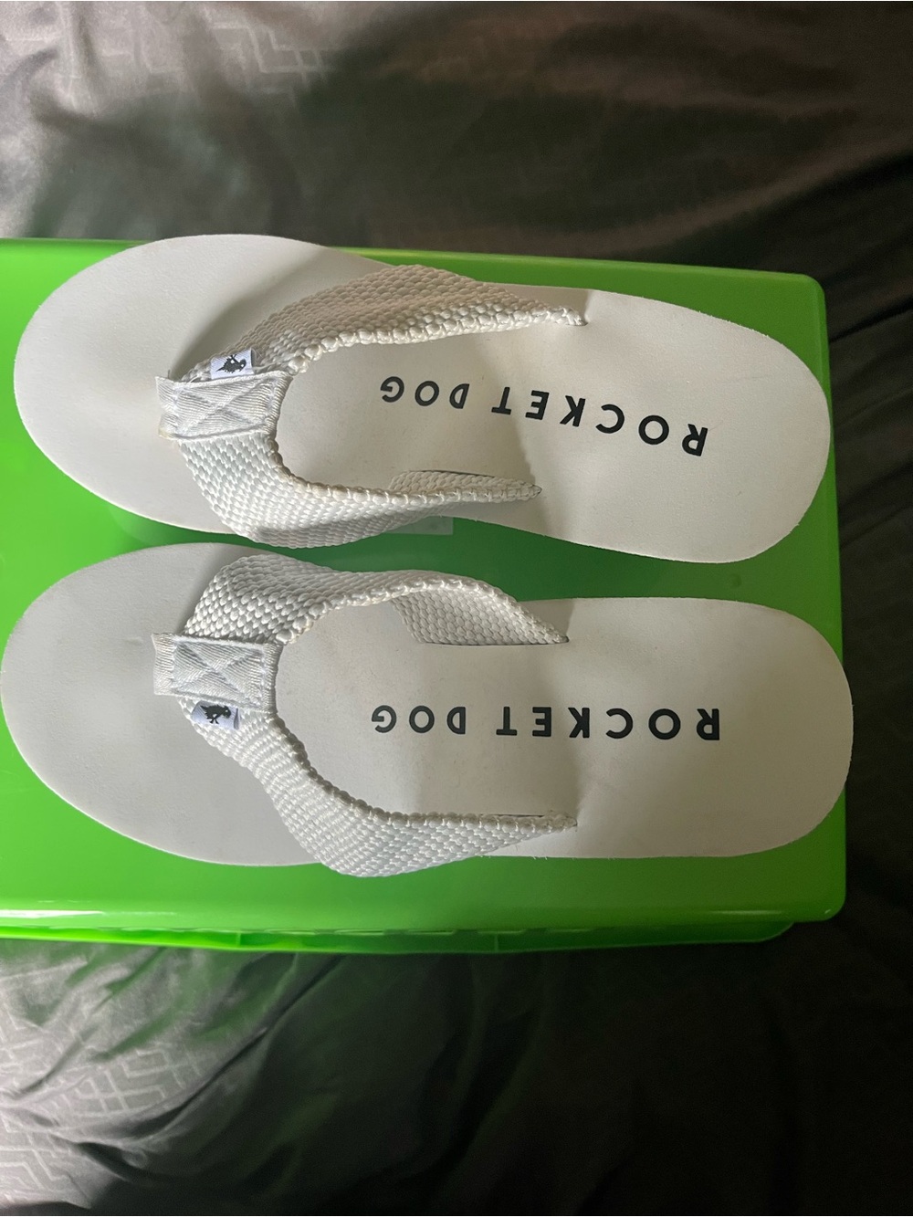 Rocket Dog White Woven Strap Flip Flop 3” wedge sandals